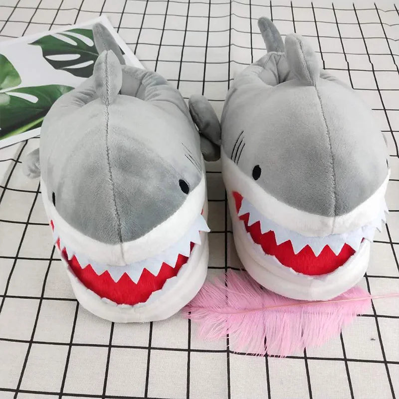 Chausson peluche requin