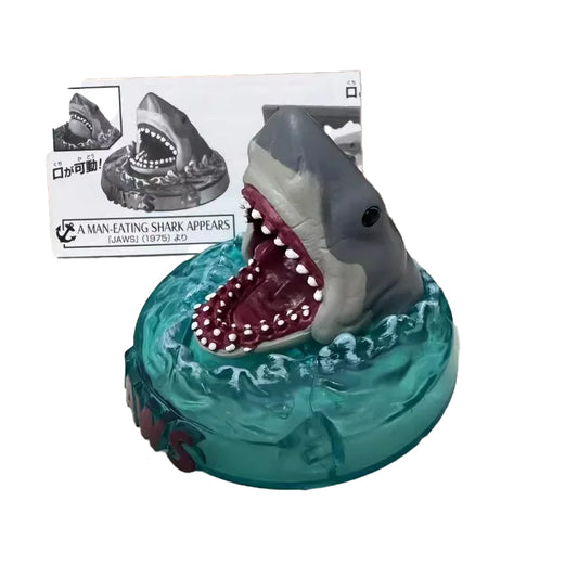 Figurine requin blanc