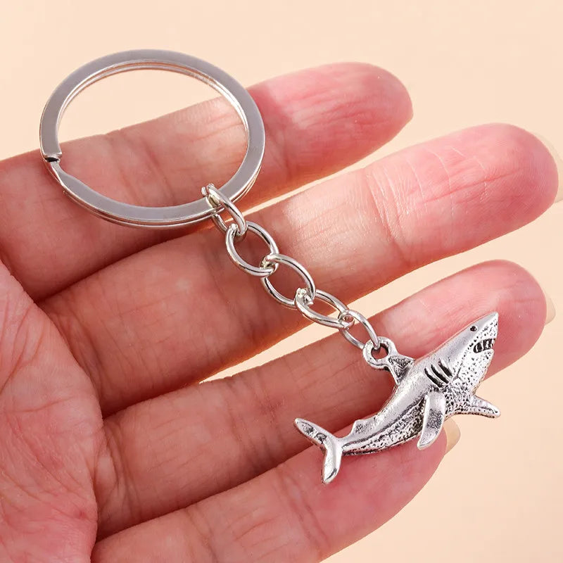 Porte-clés argent requin