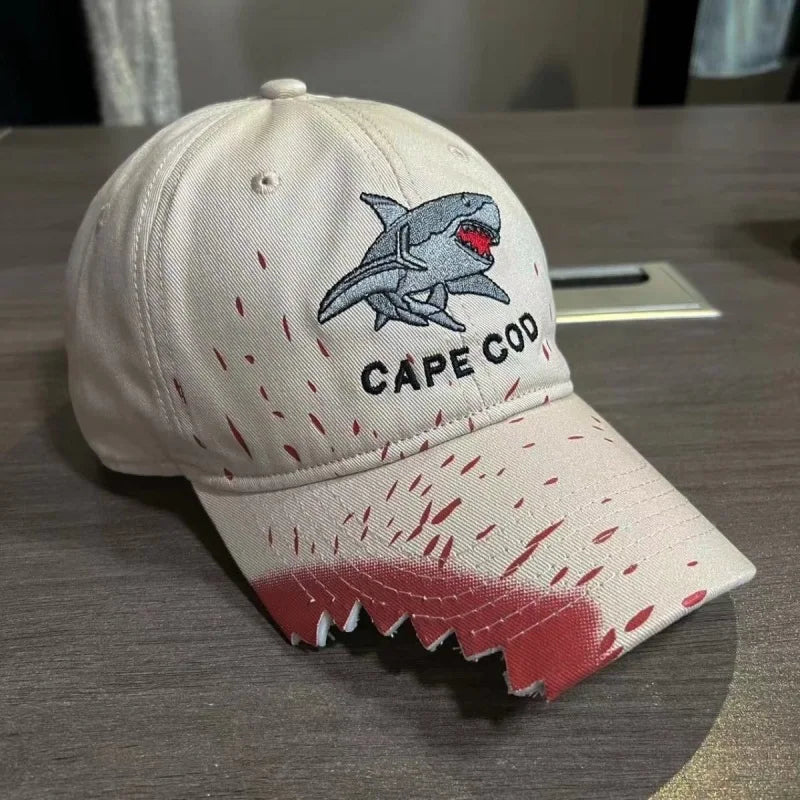Casquette requin morsure