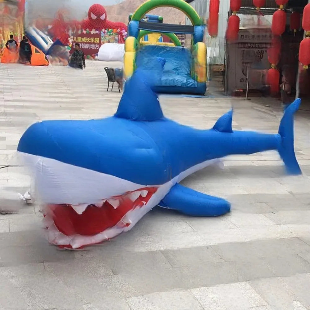 Requin gonflable bleu