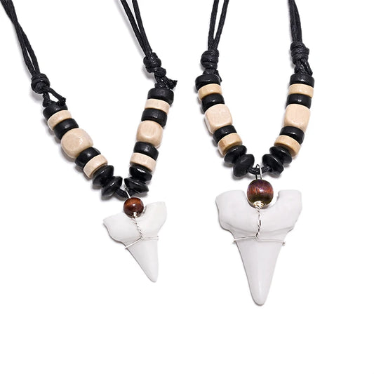 Collier pendentif dent de requin maori