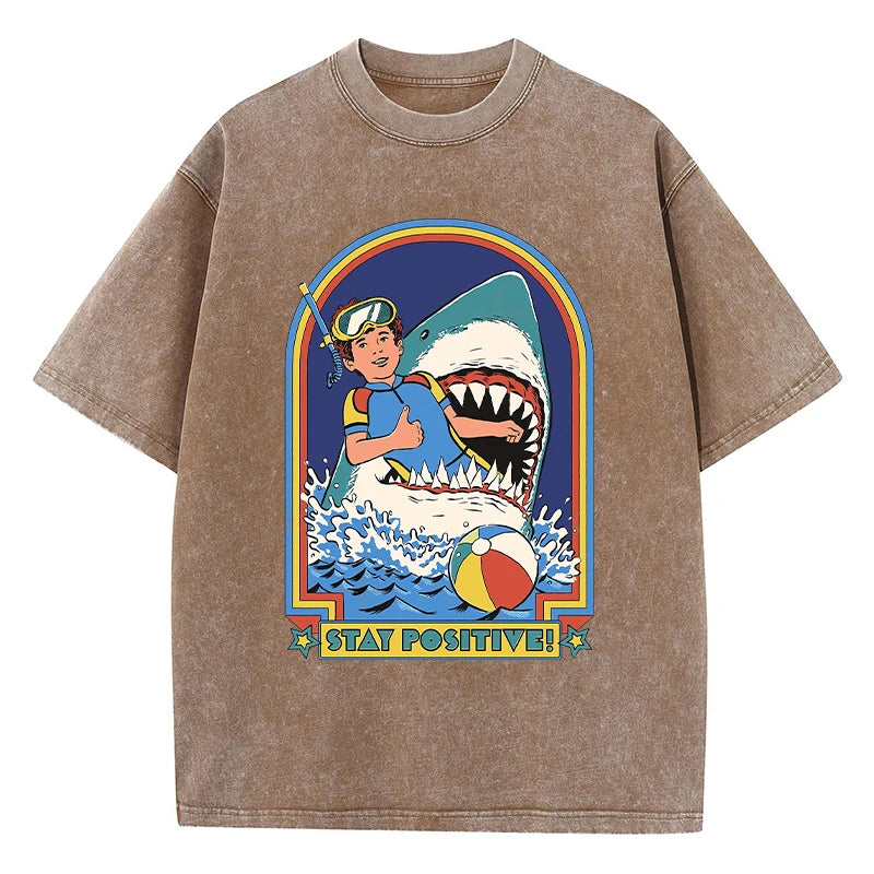 T shirt requin stay positive