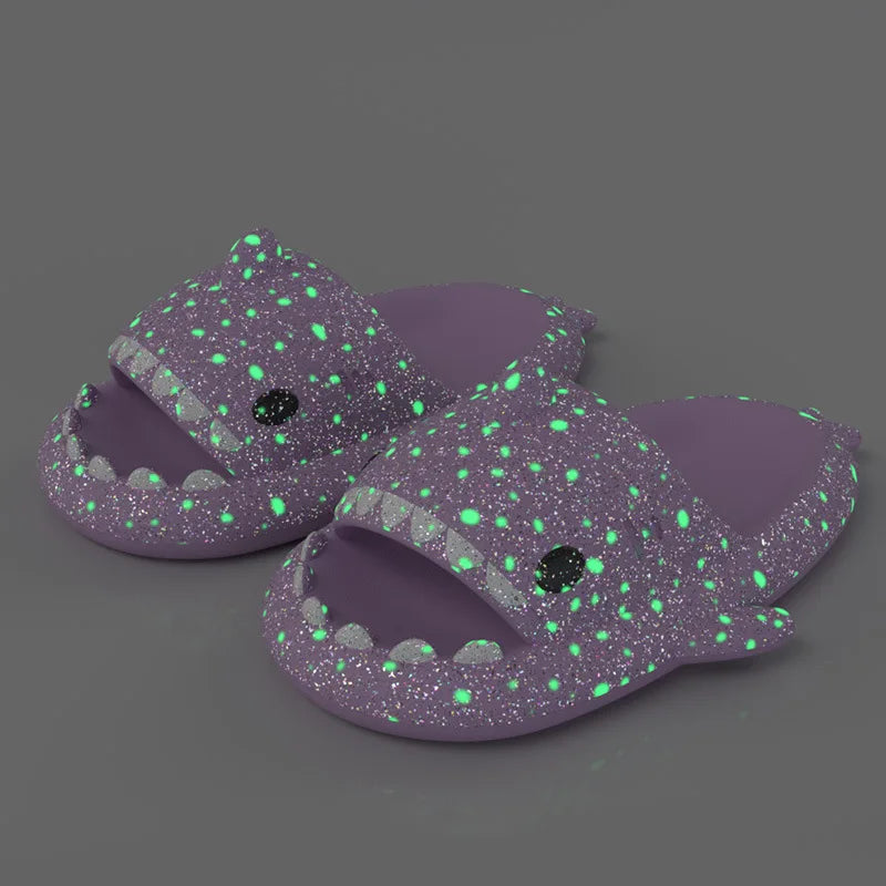 Claquettes requin lumineuses