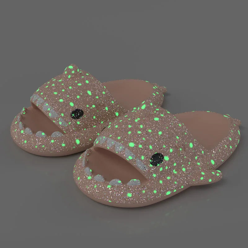Claquettes requin lumineuses