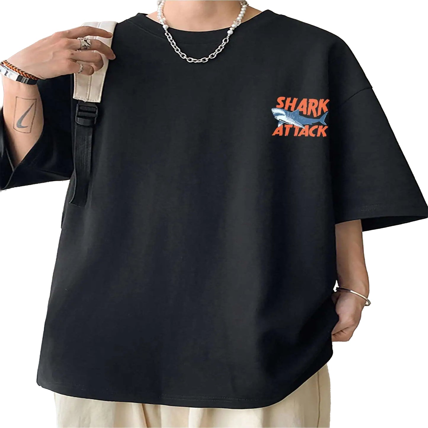 T shirt attaque de requin